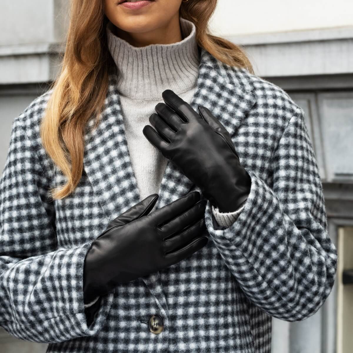 Women Black- 01 Winter Leather Gloves