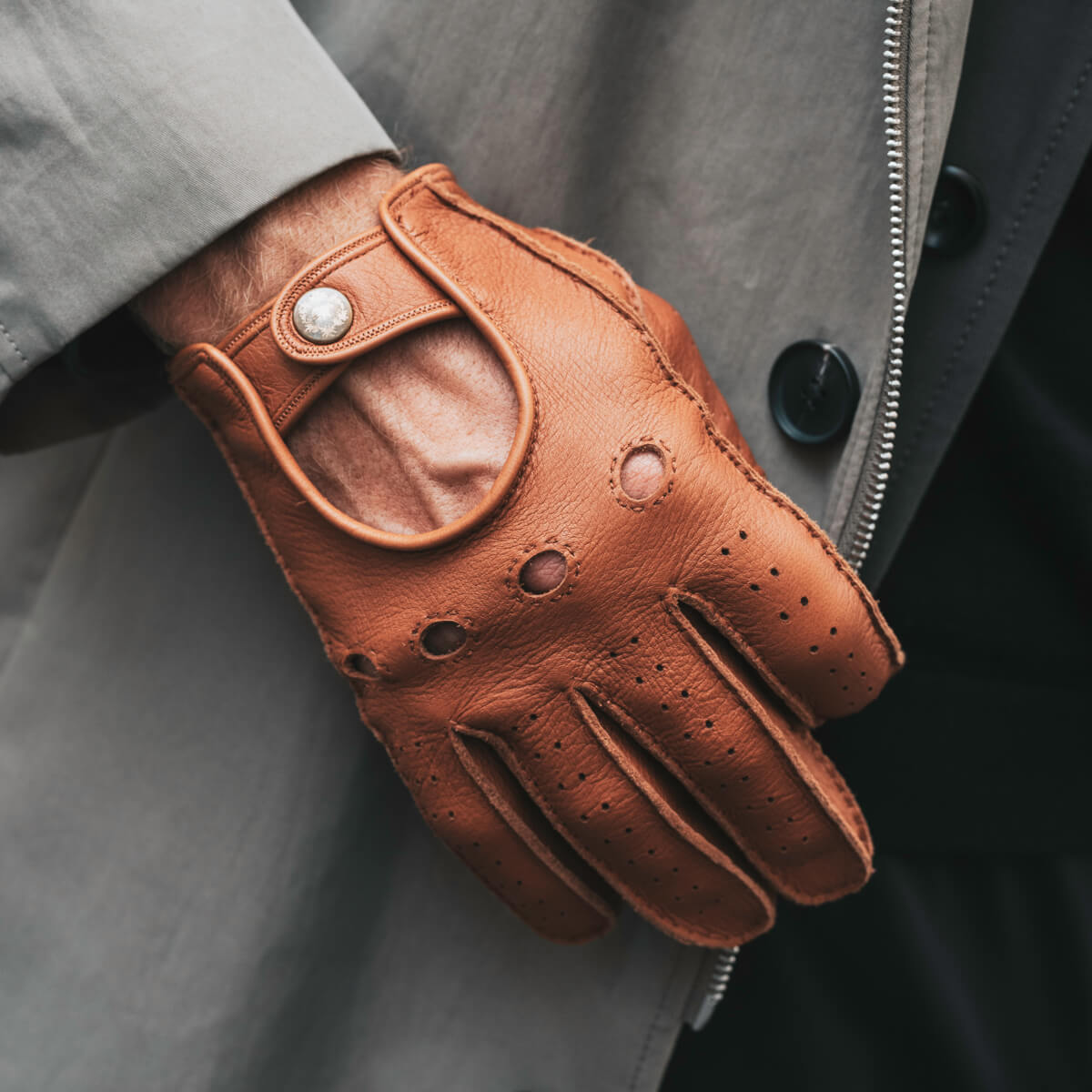 Men Bronze Driving Gloves